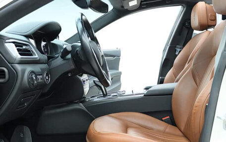 Maserati Ghibli, 2022 год, 3 925 000 рублей, 6 фотография