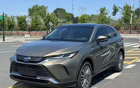 Toyota Harrier, 2022 год, 3 850 000 рублей, 4 фотография