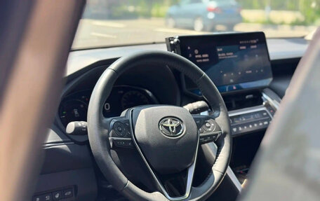 Toyota Harrier, 2022 год, 3 850 000 рублей, 13 фотография
