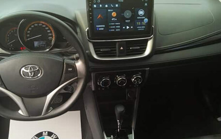 Toyota Yaris, 2022 год, 1 180 995 рублей, 10 фотография