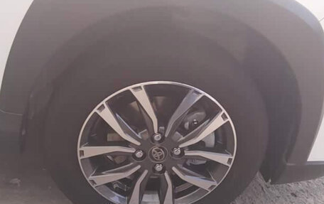 Toyota Yaris, 2022 год, 1 180 995 рублей, 5 фотография