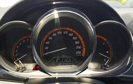 Toyota Yaris, 2022 год, 1 180 995 рублей, 12 фотография