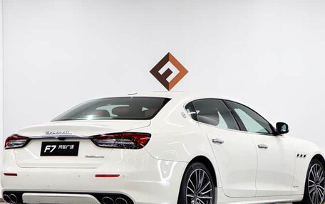 Maserati Quattroporte VI, 2022 год, 4 930 000 рублей, 6 фотография