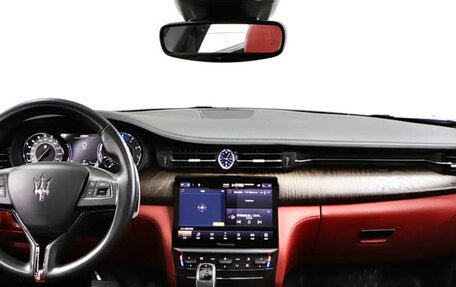 Maserati Quattroporte VI, 2022 год, 4 930 000 рублей, 7 фотография