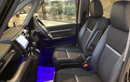 Honda Stepwgn IV, 2016 год, 1 290 000 рублей, 10 фотография