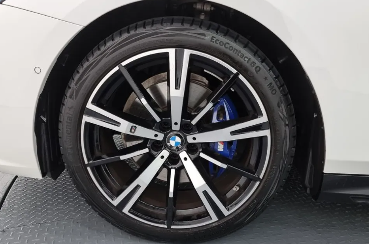 BMW 5 серия G30, 2024 год, 7 740 000 рублей, 3 фотография