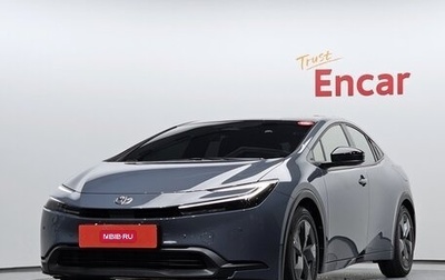 Toyota Prius IV XW50, 2024 год, 3 540 000 рублей, 1 фотография