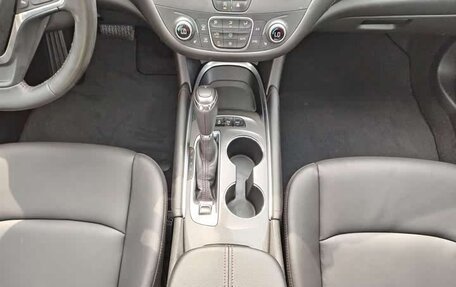 Chevrolet Malibu IX, 2022 год, 1 400 000 рублей, 15 фотография