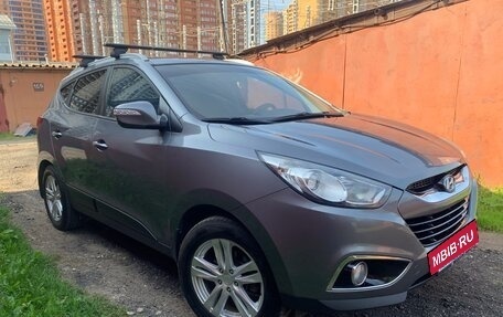 Hyundai ix35 I рестайлинг, 2013 год, 1 100 000 рублей, 2 фотография