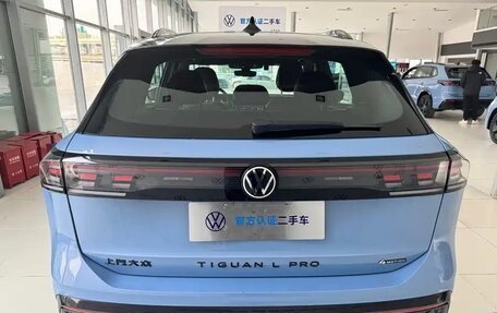 Volkswagen Tiguan, 2024 год, 3 562 000 рублей, 5 фотография