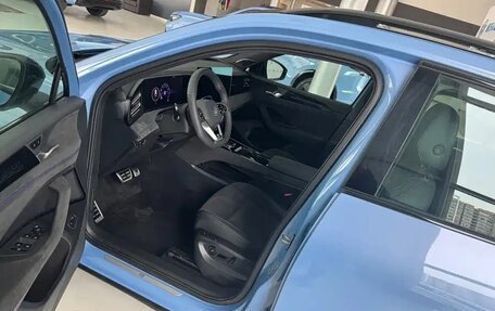 Volkswagen Tiguan, 2024 год, 3 562 000 рублей, 10 фотография