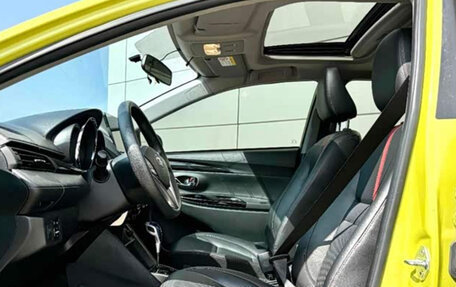 Toyota Yaris, 2022 год, 1 185 995 рублей, 9 фотография
