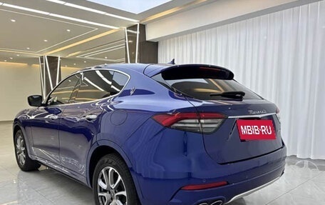 Maserati Levante I, 2022 год, 4 445 000 рублей, 4 фотография