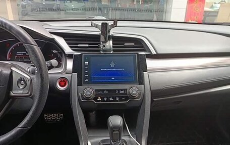 Honda Civic, 2021 год, 1 400 000 рублей, 6 фотография
