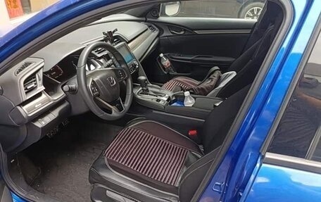 Honda Civic, 2021 год, 1 400 000 рублей, 8 фотография