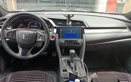 Honda Civic, 2021 год, 1 400 000 рублей, 10 фотография