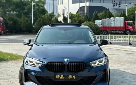 BMW 1 серия, 2021 год, 1 798 000 рублей, 2 фотография