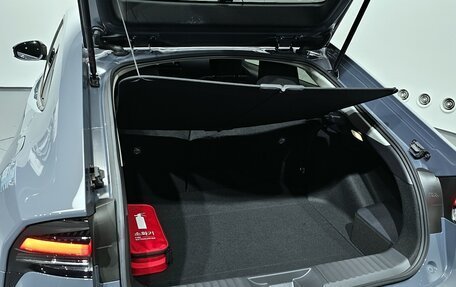 Toyota Prius IV XW50, 2024 год, 3 540 000 рублей, 20 фотография