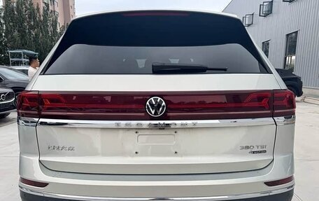 Volkswagen Teramont I, 2022 год, 2 950 333 рублей, 6 фотография