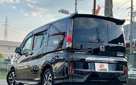 Honda Stepwgn IV, 2016 год, 1 290 000 рублей, 5 фотография