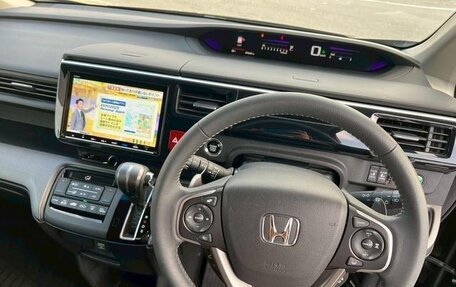 Honda Stepwgn IV, 2016 год, 1 290 000 рублей, 11 фотография