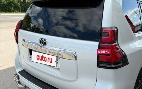 Toyota Land Cruiser Prado 150 рестайлинг 2, 2019 год, 5 200 000 рублей, 8 фотография