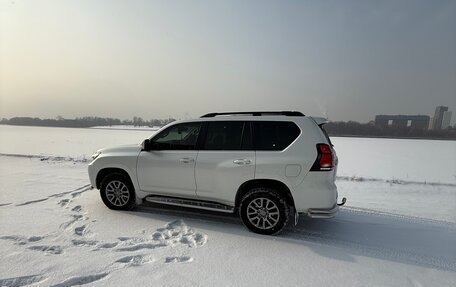 Toyota Land Cruiser Prado 150 рестайлинг 2, 2019 год, 5 200 000 рублей, 11 фотография