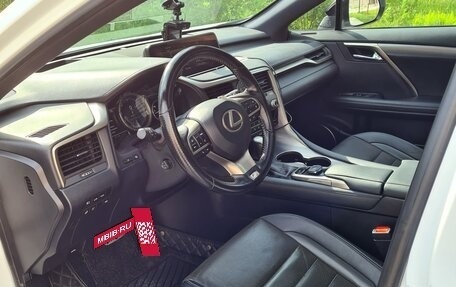 Lexus RX IV рестайлинг, 2016 год, 4 700 000 рублей, 8 фотография