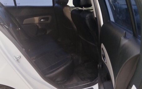 Chevrolet Cruze II, 2012 год, 800 000 рублей, 8 фотография
