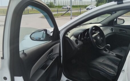 Chevrolet Cruze II, 2012 год, 800 000 рублей, 6 фотография