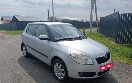 Skoda Fabia II, 2010 год, 700 000 рублей, 1 фотография