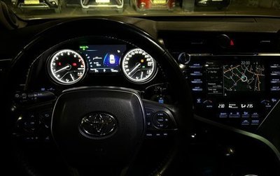 Toyota Camry, 2018 год, 2 550 000 рублей, 1 фотография