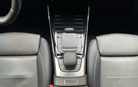 Mercedes-Benz A-Класс AMG, 2021 год, 2 800 000 рублей, 19 фотография