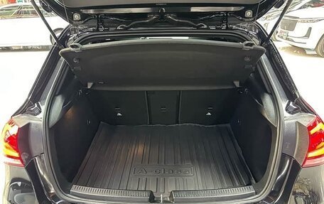 Mercedes-Benz A-Класс AMG, 2021 год, 2 800 000 рублей, 27 фотография