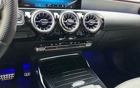 Mercedes-Benz A-Класс AMG, 2021 год, 2 800 000 рублей, 20 фотография