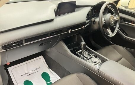 Mazda 3, 2022 год, 1 090 000 рублей, 17 фотография