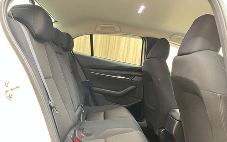 Mazda 3, 2022 год, 1 090 000 рублей, 12 фотография
