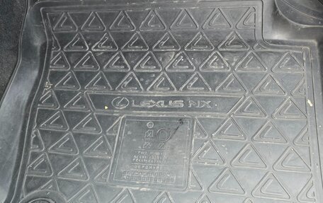 Lexus NX I, 2018 год, 2 920 000 рублей, 9 фотография