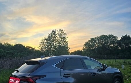 Lexus NX I, 2018 год, 2 920 000 рублей, 2 фотография