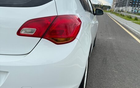 Opel Astra J, 2012 год, 600 000 рублей, 10 фотография