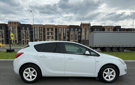 Opel Astra J, 2012 год, 600 000 рублей, 11 фотография