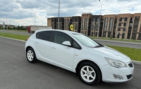 Opel Astra J, 2012 год, 600 000 рублей, 12 фотография