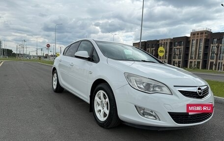Opel Astra J, 2012 год, 600 000 рублей, 13 фотография