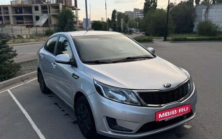KIA Rio III рестайлинг, 2013 год, 650 000 рублей, 4 фотография