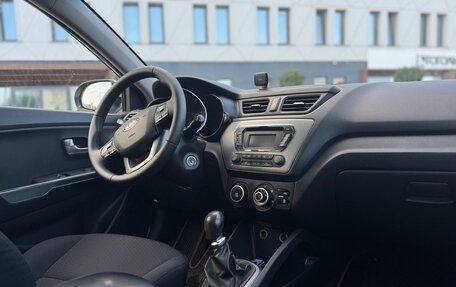 KIA Rio III рестайлинг, 2013 год, 650 000 рублей, 28 фотография