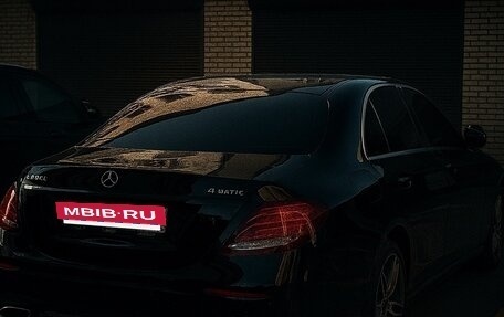 Mercedes-Benz E-Класс, 2018 год, 3 600 000 рублей, 3 фотография