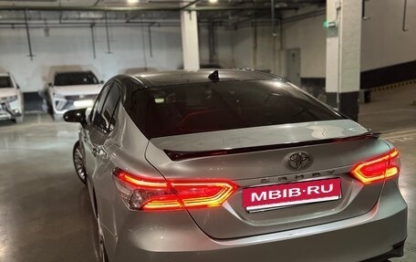 Toyota Camry, 2018 год, 2 550 000 рублей, 5 фотография