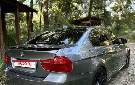 BMW 3 серия, 2010 год, 1 250 000 рублей, 12 фотография