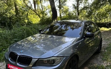 BMW 3 серия, 2010 год, 1 250 000 рублей, 13 фотография