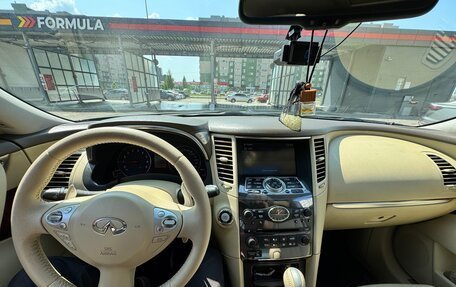 Infiniti FX II, 2009 год, 1 890 000 рублей, 16 фотография